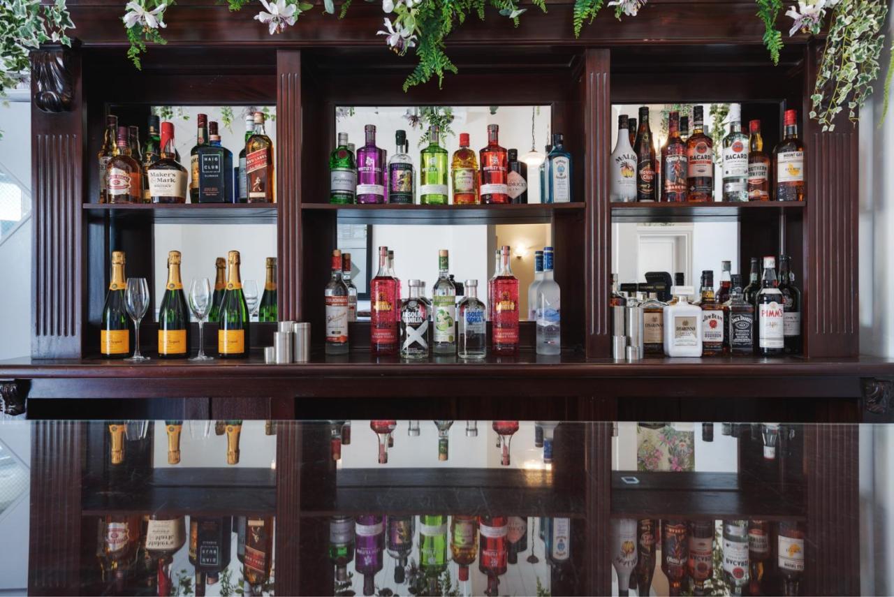 Stattons Boutique Hotel & Restaurant Portsmouth Bagian luar foto