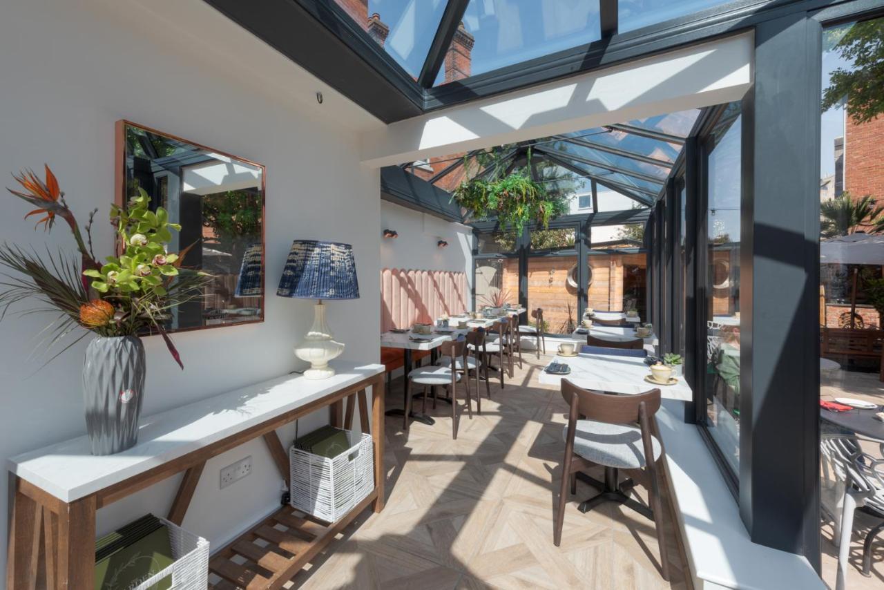 Stattons Boutique Hotel & Restaurant Portsmouth Bagian luar foto